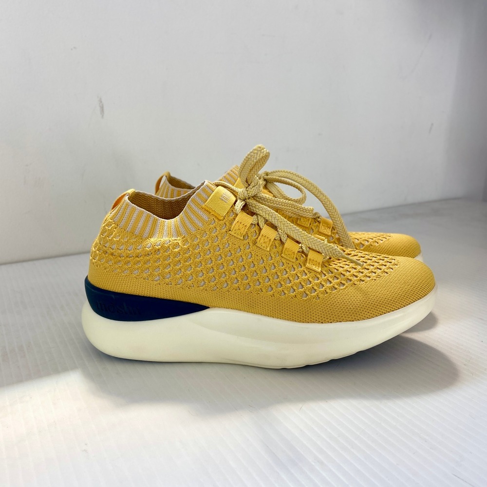 Moshn Vigor Rocker Bottom Sneakers in Mimosa Yellow Knit Lace Up Womens 6.5